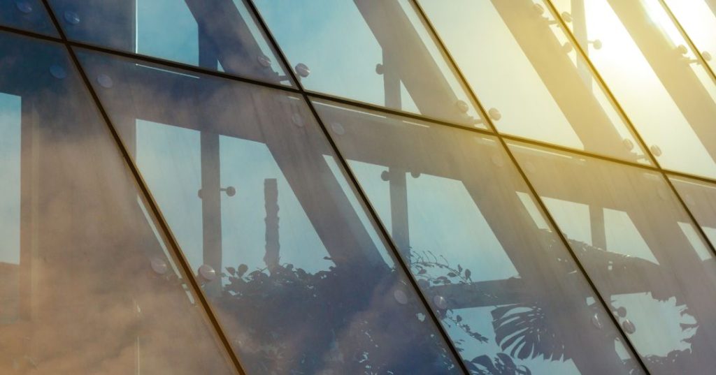 Fachadas de vidro em Itaquaquecetuba